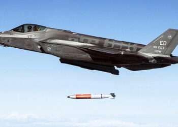Hollanda F-35 Lightning II uçakları nükleer görevler üstlenecek
