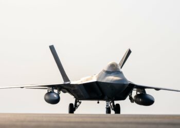 ABD, F-22 Raptor savaş uçaklarını modernize ediyor